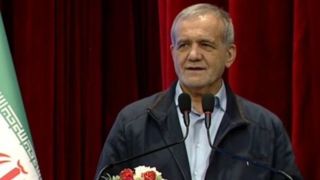 پزشکیان: نخبهای که به مملکتش فکر نکند به چه درد میخورد؟/ پول نداریم اما با مشارکت مردم میتوانیم مشکلات را حل کنیم پزشکیان: نخبهای که به مملکتش فکر نکند به چه درد میخورد؟/ پول نداریم اما با مشارکت مردم میتوانیم مشکلات را حل کنیم