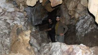 کشف غار ۲ طبقه در حیاط خانهای در برزک؛ شرایط پذیرش گردشگران را نداریم کشف غار ۲ طبقه در حیاط خانهای در برزک؛ شرایط پذیرش گردشگران را نداریم