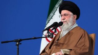 پاسخ «کوبنده» رهبر انقلاب به آمریکا در صدر توجه رسانههای جهان پاسخ «کوبنده» رهبر انقلاب به آمریکا در صدر توجه رسانههای جهان