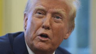 ترامپ: عصبانی نیستم؛ والتز درس عبرت گرفت! ترامپ: عصبانی نیستم؛ والتز درس عبرت گرفت!