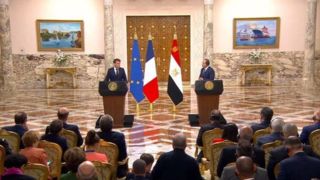 تاکید فرانسه بر حل دیپلماتیک موضوع هستهای ایران تاکید فرانسه بر حل دیپلماتیک موضوع هستهای ایران