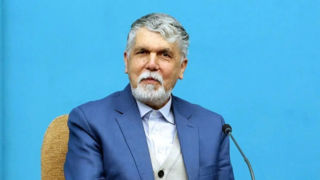 نمایی از ادای احترام وزیر ارشاد به پاپ فرانسیس + عکس