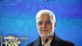 وزیر کشور: مراحل نهایی اطفای حریق بندر شهیدرجایی در حال انجام است وزیر کشور: مراحل نهایی اطفای حریق بندر شهیدرجایی در حال انجام است