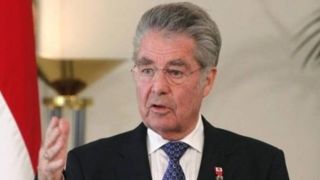  فیشر: اتریش باید در جنگ غزه موضع بگیرد