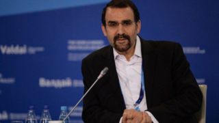 سنایی: منطقه از مداخلات قدرت‌های خارجی رنج می‌برد/نقش ایران در نظم منطقه‌ای غیرقابل انکار است