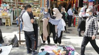 فعالیت ۲۰ هزار دستفروش در تهران فعالیت ۲۰ هزار دستفروش در تهران