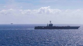 ناو «ترومن» با خفت دریای سرخ را ترک کرد ناو «ترومن» با خفت دریای سرخ را ترک کرد