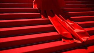 حضور روی فرش قرمز کن چقدر آب می‌خورد؟