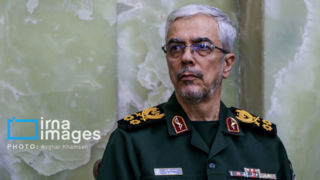 سرلشکر باقری: انسداد مرزهای شرقی با جدیت در حال انجام است