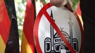  اینگونه، دنیا را از اسلام می ترسانند! 