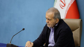 رئیس جمهور: تلاش‌های بی‌وقفه و مردم‌مداری شاخصه بارز دوران مسئولیت شهید رئیسی است