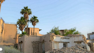 گلولههایی که هنوز جایشان روی دیوارهاست گلولههایی که هنوز جایشان روی دیوارهاست