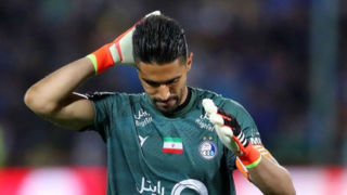 مصدومیت کاپیتان استقلالی ها را نگران کرد/ حسینی فینال حذفی را از دست داد؟ مصدومیت کاپیتان استقلالی ها را نگران کرد/ حسینی فینال حذفی را از دست داد؟