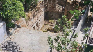 کشف آثار باستانی در بوستان شمال شهر تهران/ کشفیات متعلق به دوره های قاجار و پهلوی است