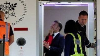 واکنش ماکرون به سیلی خوردن از همسرش