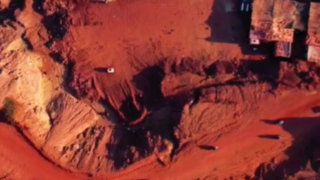 هرمز، جزیره ای رنگین‌کمانی در دل خلیج فارس 