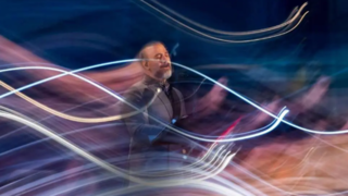 کنسرت علیرضا قربانی در فضای باز ورزشگاه آزادی کنسرت علیرضا قربانی در فضای باز ورزشگاه آزادی