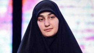 خوش و بش صمیمانه بازیگر مشهور سینما با دختر سردار سلیمانی