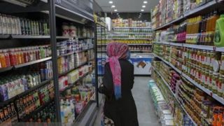 عدم توزیع شکر از یک ماه گذشت+ جدول قیمت کالاهای اساسی