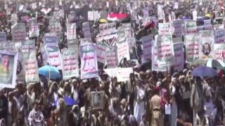 راهپیمایی میلیونی حمایت از غزه در یمن راهپیمایی میلیونی حمایت از غزه در یمن