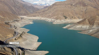 ذخایر سدهای کشور در وضعیت نامناسب قرار دارد/ دعوت به مشارکت عمومی برای عبور از بحران آب