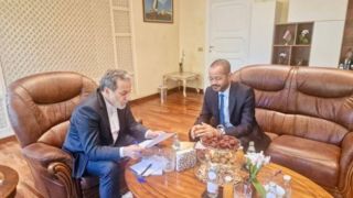 رسانه دولت هم از مذاکرات ناامید شد/ دور پنجم مذاکرات که عراقچی آن را «حرفه‌ای‌‌ترین» خوانده بود، به نتیجه نرسید