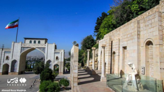 مقبره «خواجوی کرمانی» در شیراز