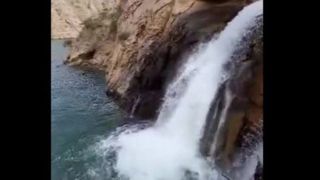 لحظات نفسگیر غرق شدن قایق گردشگری در چشمه بل پاوه لحظات نفسگیر غرق شدن قایق گردشگری در چشمه بل پاوه