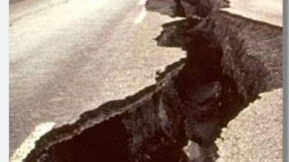  لحظه وقوع زمین لرزه ۶.۵ ریشتری در شیلی