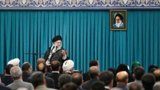 دیدار نمایندگان مجلس شورای اسلامی با رهبر انقلاب