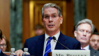 وزیر خزانهداری آمریکا:۲ دستور تحریم جدید علیه ایران امضا کردم وزیر خزانهداری آمریکا:۲ دستور تحریم جدید علیه ایران امضا کردم