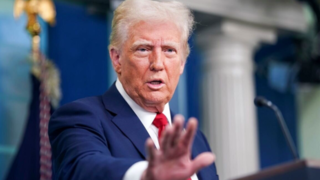 چرا اظهارات ترامپ عملیات فریب صهیونیستهاست؟ چرا اظهارات ترامپ عملیات فریب صهیونیستهاست؟