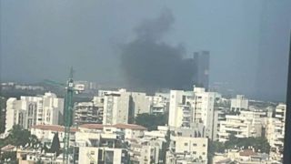 تصاویر دیدنی از عبور موشکهای ایرانی از لایههای متعدد پدافندی صهیونیست ها تصاویر دیدنی از عبور موشکهای ایرانی از لایههای متعدد پدافندی صهیونیست ها