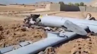 سرنگونی پهپاد پیشرفتهٔ رژیم صهیونیستی در شرق اصفهان سرنگونی پهپاد پیشرفتهٔ رژیم صهیونیستی در شرق اصفهان
