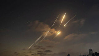 حضور در نماز جمعه امروز با گنبد آهنین رژیم صهیونیستی!