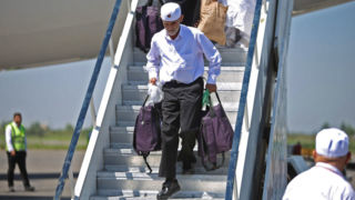 ترکمنستان با انتقال حجاج از مرز باجگیران خراسان رضوی به کشور موافقت کرد ترکمنستان با انتقال حجاج از مرز باجگیران خراسان رضوی به کشور موافقت کرد