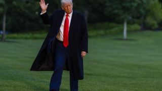 بازگشت ترامپ به کاخ سفید برای تشکیل نشست شورای امنیت ملی درباره ایران و اسرائیل بازگشت ترامپ به کاخ سفید برای تشکیل نشست شورای امنیت ملی درباره ایران و اسرائیل