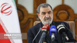 محسن رضایی: ترامپ باید خود و سربازانش را نجات دهد