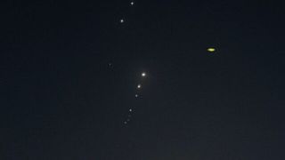 المیادین: ایران به پایگاه نظامی آمریکا حمله کرد نه کشور میزبان المیادین: ایران به پایگاه نظامی آمریکا حمله کرد نه کشور میزبان