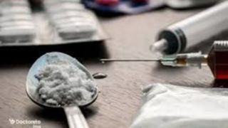 افزایش ۴۴ درصدی دستگیری خرده فروشان مواد مخدر در استانسردار سعید مطهری زاده گفت: بالغ بر ۲۰۰ کیلوگرم مواد مخدر سنتی و صنعتی از ابتدای سال جاری تاکنون در استان کشف شده است. افزایش ۴۴ درصدی دستگیری خرده فروشان مواد مخدر در استانسردار سعید مطهری زاده گفت: بالغ بر ۲۰۰ کیلوگرم مواد مخدر سنتی و صنعتی از ابتدای سال جاری تاکنون در استان کشف شده است.