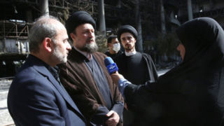  سید حسن خمینی: ایران فردا با ایران دیروز متفاوت است/ ارزش همدلی بین مردم، از صد ساختمان تخریب‌شده بیشتر است 