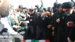 مراسم تشییع پیکر سردار شهید حاجی‌زاده