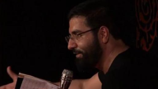 شب سوم محرم ۱۴۰۴ با نوای حسین سیب سرخی شب سوم محرم ۱۴۰۴ با نوای حسین سیب سرخی