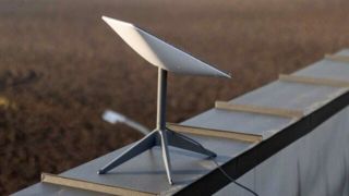 استفاده بدون مجوز از استارلینک ممنوع و موجب حبس تعزیری است استفاده بدون مجوز از استارلینک ممنوع و موجب حبس تعزیری است