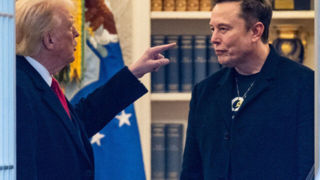 آیا رفیق دیروز ترامپ، رقیب او می‌شود؟