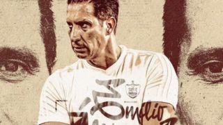  مربی سابق اتلتیکومادرید و منچستریونایتد در پرسپولیس