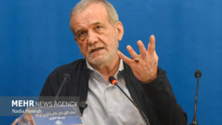 پزشکیان: سیاست گذاری مقام معظم رهبری در جنگ استثنایی بود پزشکیان: سیاست گذاری مقام معظم رهبری در جنگ استثنایی بود