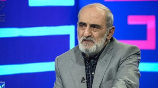 انتقادحسین شریعتمداری از پزشکیان؛ مشاوران خود را عوض کنید! انتقادحسین شریعتمداری از پزشکیان؛ مشاوران خود را عوض کنید!