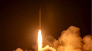 بنای حمله نداریم اما موشک جواب موشک است بنای حمله نداریم اما موشک جواب موشک است