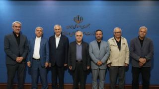 مدنی‌زاده با وزرای اقتصاد دولت‌های قبل دیدار کرد